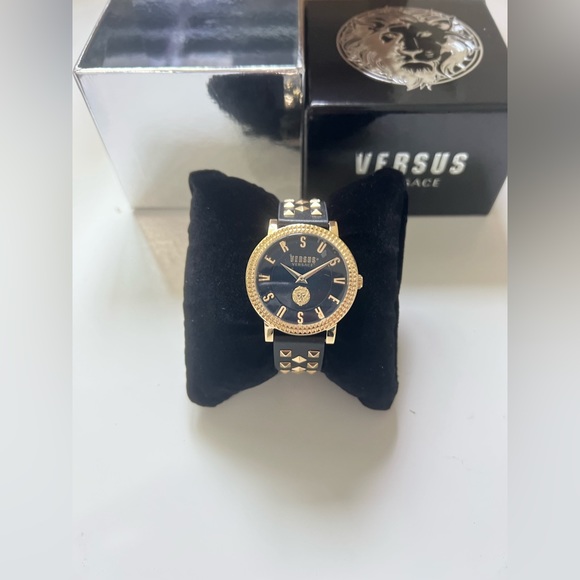 Versus Versace Gold and Black - Picture 6 of 9